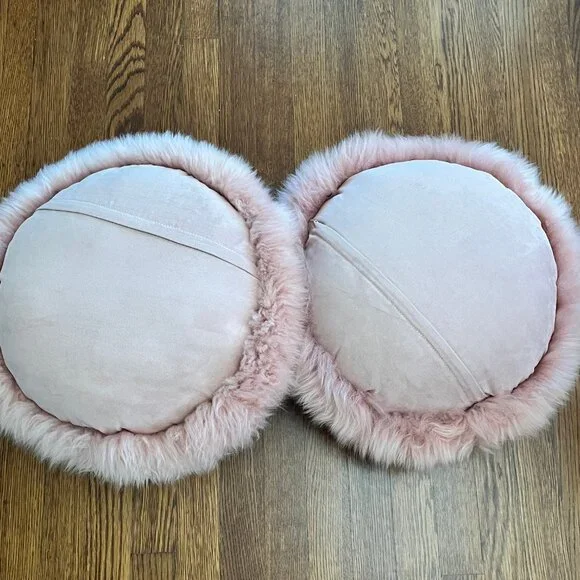 Article (Retired) Lanna Round Pink Sheepskin Pair of Pillows - EUC - So Soft! - Picture 8 of 11